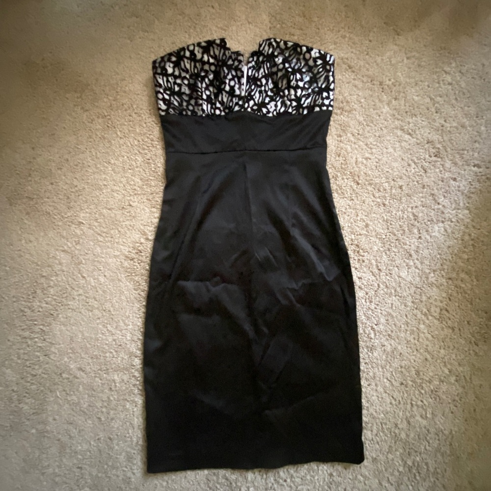 New without tags back & white dress